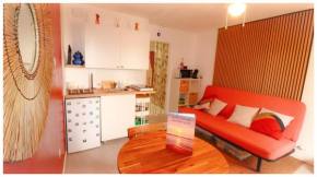 Studio Cabine neuf 4 personnes - Bormes les Mimosas - 300m de la plage de La Favière